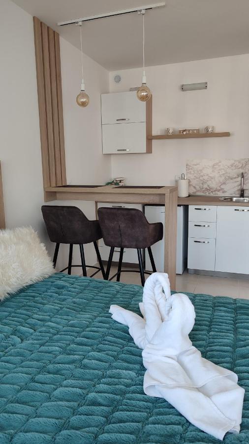 Apartmani Stari Aerodrom Podgorica Exterior photo